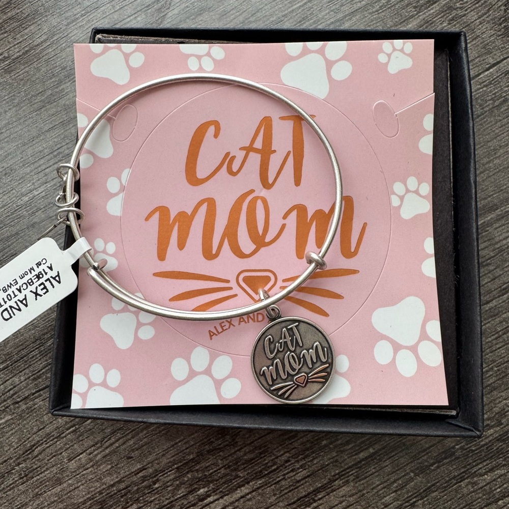 Cat Mom Bracelet